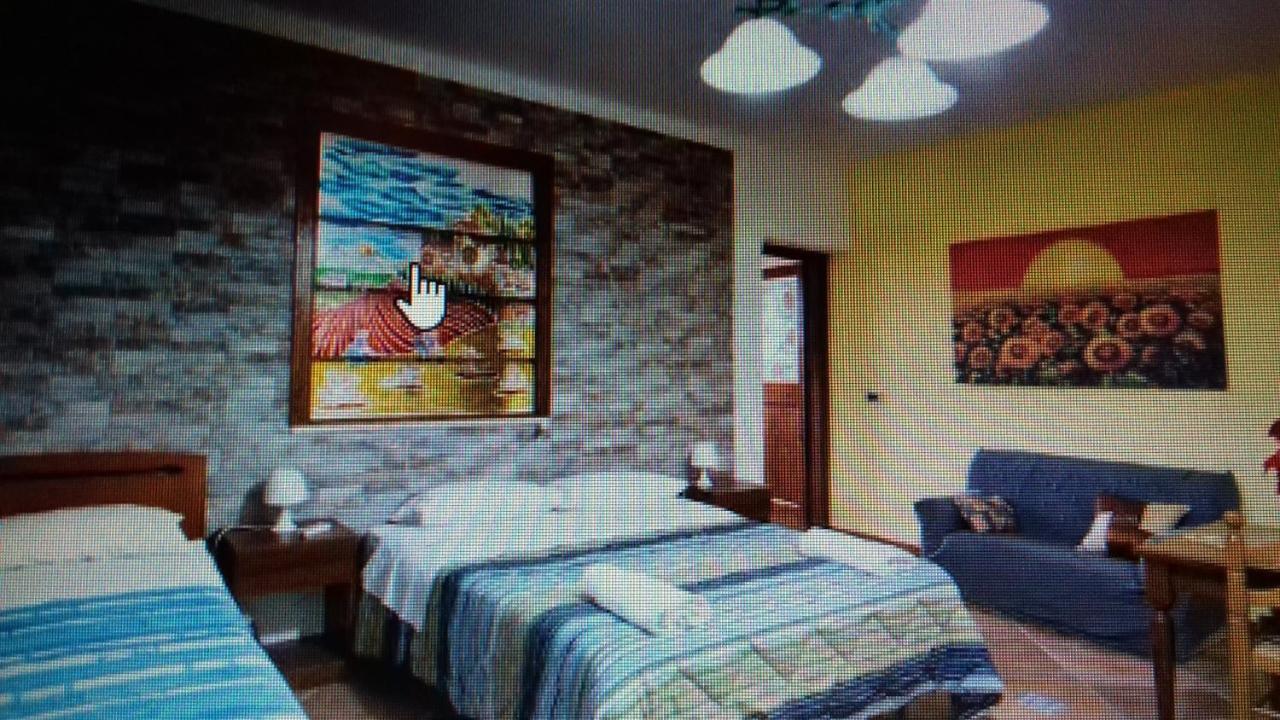 Girasole Guest House แตร์ราซีนี ภายนอก รูปภาพ